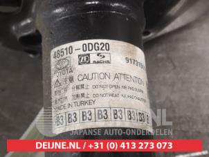 Toyota Yaris Cross Front shock absorber rod, right O694942 photo 3
