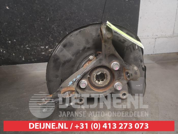 Toyota Yaris Cross Knuckle, front right O694948