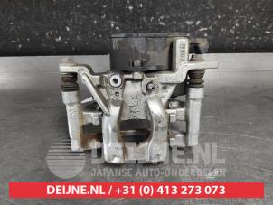 Toyota Yaris Cross Bremszange links hinten O694950 foto 3