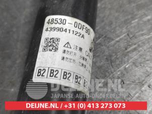 Toyota Yaris Cross Rear shock absorber, left O694952 photo 2