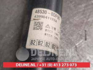 Toyota Yaris Cross Stoßdämpfer rechts hinten O694953 foto 2