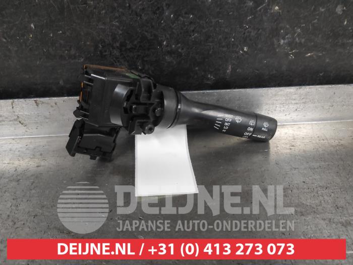 Toyota Yaris Scheibenwischer Schalter O695022