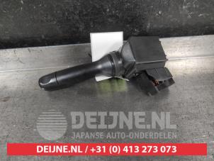 Toyota Yaris Scheibenwischer Schalter O695022 foto 2