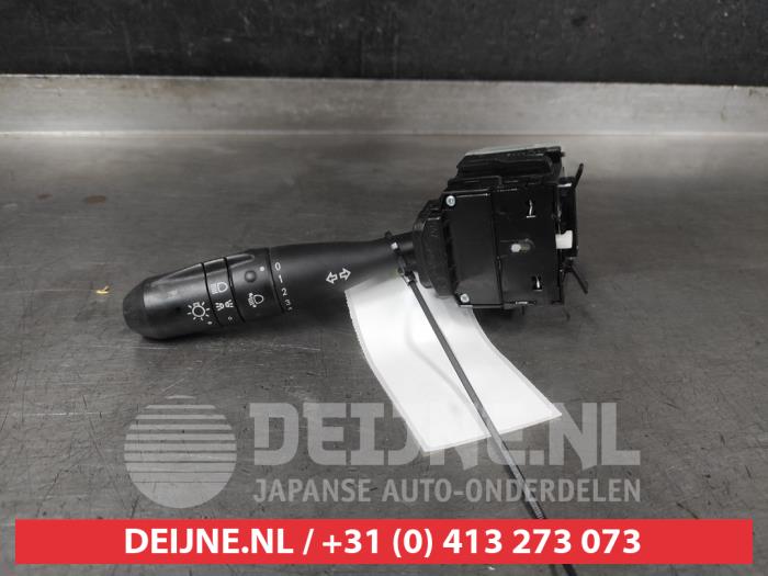 Mitsubishi Colt Licht Schalter O695056