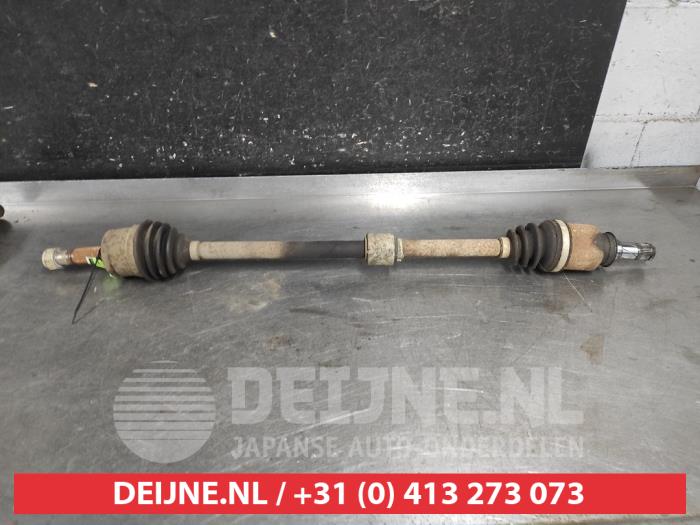 Mitsubishi Colt Aandrijfas rechts-voor O695060