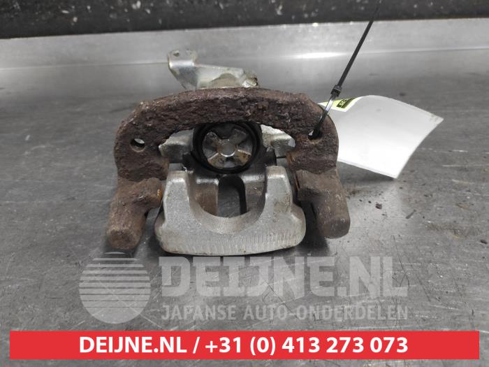 Mitsubishi Colt Bremszange links hinten O695065