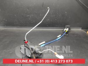 Kia Picanto Door lock mechanism 4-door, front left O695244 photo 2
