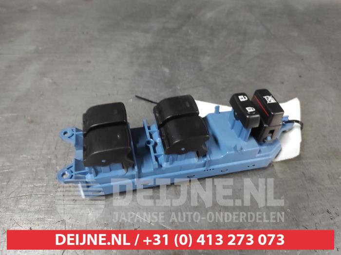 Toyota Verso Multi-functional window switch O695305