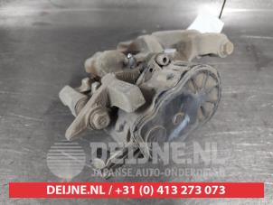 Toyota Yaris Cross Rear brake calliper, left O695294 photo 3