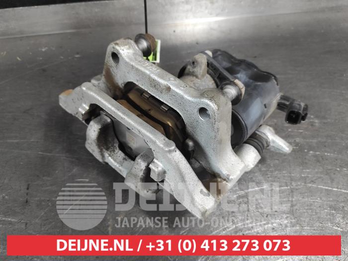 Toyota Yaris Cross Bremszange rechts hinten O695295