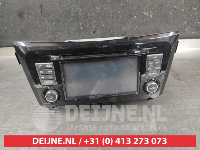 Nissan X-Trail Radio O695378