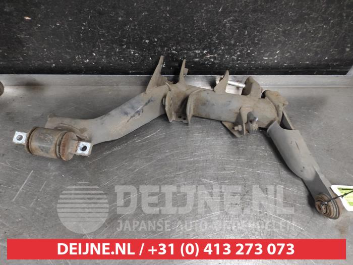 Honda CR-V Querlenker rechts hinten O695405