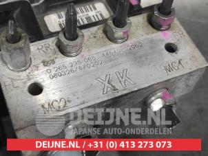 Toyota Auris ABS Pumpe O695440 foto 2