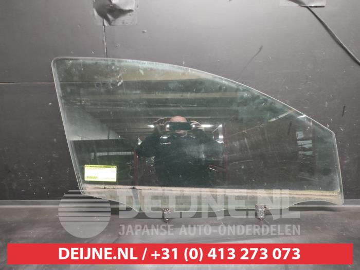 Nissan Qashqai Türscheibe 4-türig rechts vorne O695490