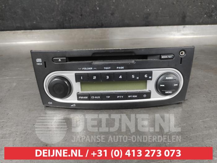 Mitsubishi Colt Radio O695535