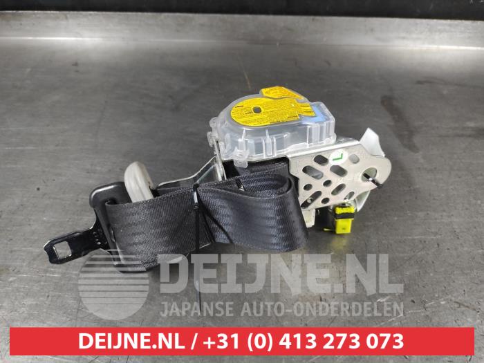 Daihatsu Trevis Front seatbelt, left O695542