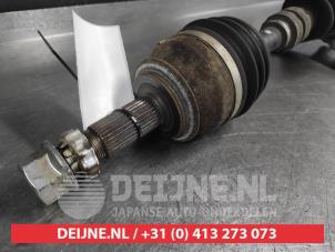 Nissan X-Trail Front drive shaft, right O695650 photo 2