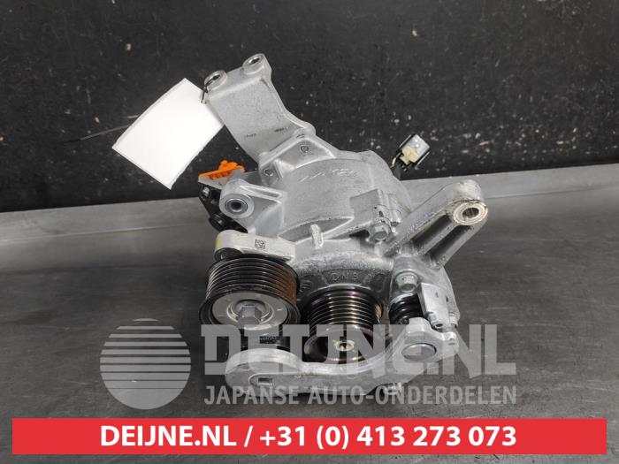 Gebruikte Dynamo Kia Niro II (SG2) 1.6 GDI Plug-in Hybrid Prijs op aanvraag aangeboden door V.Deijne Jap.Auto-onderdelen BV