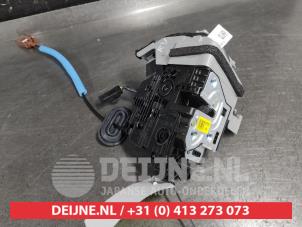 Kia Niro Front door lock mechanism 4-door, right O695820 photo 2