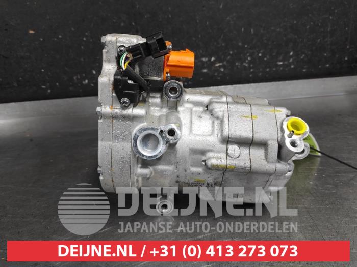 Gebruikte Aircopomp Kia Niro II (SG2) 1.6 GDI Plug-in Hybrid Prijs € 500,00 Margeregeling aangeboden door V.Deijne Jap.Auto-onderdelen BV