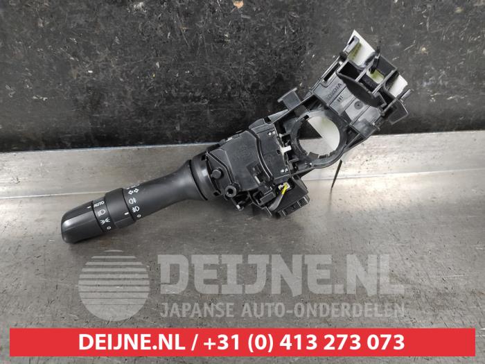 Toyota Auris Light switch O695948