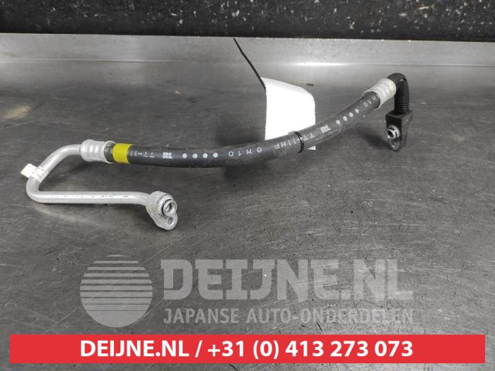 Toyota Auris Air conditioning line O695954