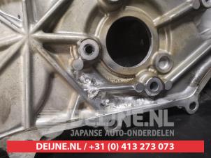 Toyota Rav-4 Kettenkasten Deckel O696017 foto 4
