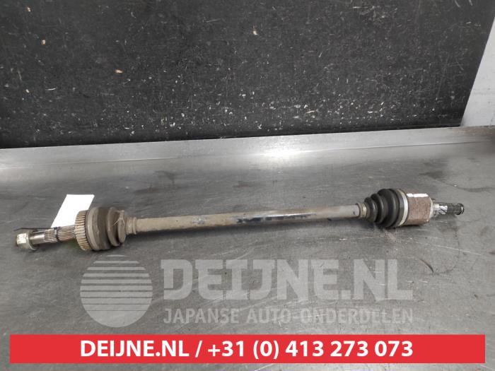 Nissan Qashqai Antriebswelle links hinten O695982