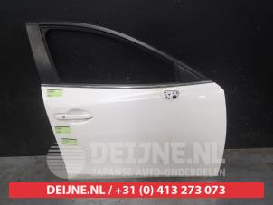 Mazda 3 Portier 4Deurs rechts-voor O696100 foto 3