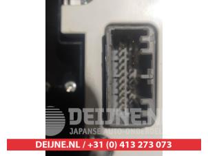 Suzuki Swift Kachel Bedieningspaneel O306238 foto 4
