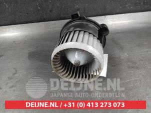 Mitsubishi Colt Heizung Belüftungsmotor O696119 foto 2