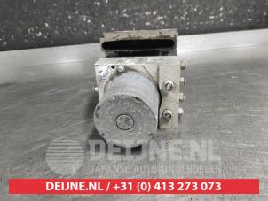 Mitsubishi Colt ABS Pomp O696130 foto 3