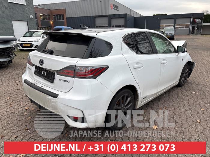 Lexus CT 200h Achterklep reflector rechts O696224