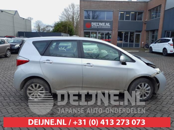 Toyota Verso-S Extra Ruit 4Deurs rechts-voor O696299