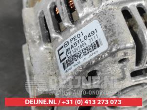 Dynamo van een Mazda CX-5 I (KE,GH) 2.0 SkyActiv-G 160 16V 4WD 2017