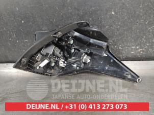 Toyota Yaris Achterlicht links O696414 foto 2