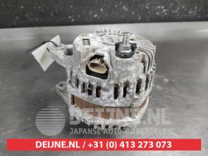 Dynamo van een Nissan Qashqai (J10) 2.0 16V 4x4 2008
