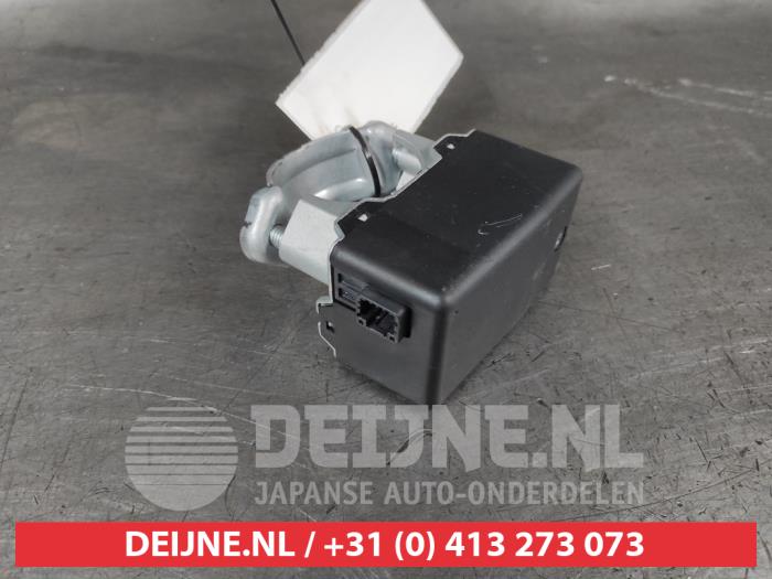 Nissan Qashqai Lenkradschloss O696542