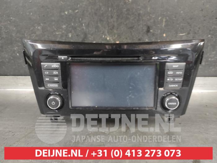 Nissan Qashqai Radio O696575