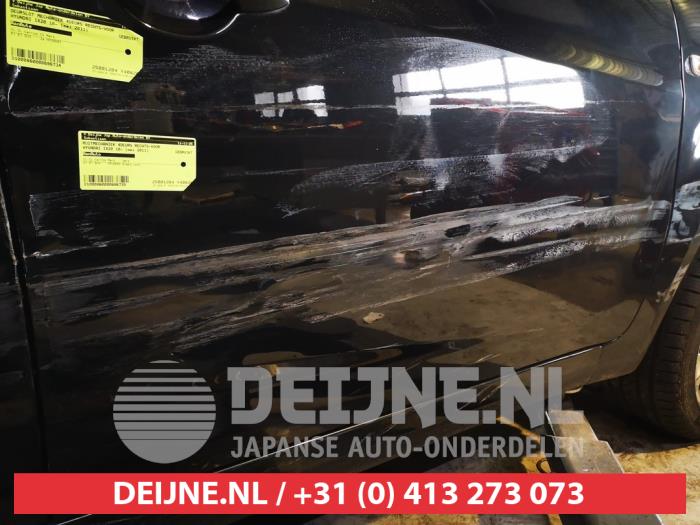 Hyundai IX20 Tür 4-türig rechts vorne O696732