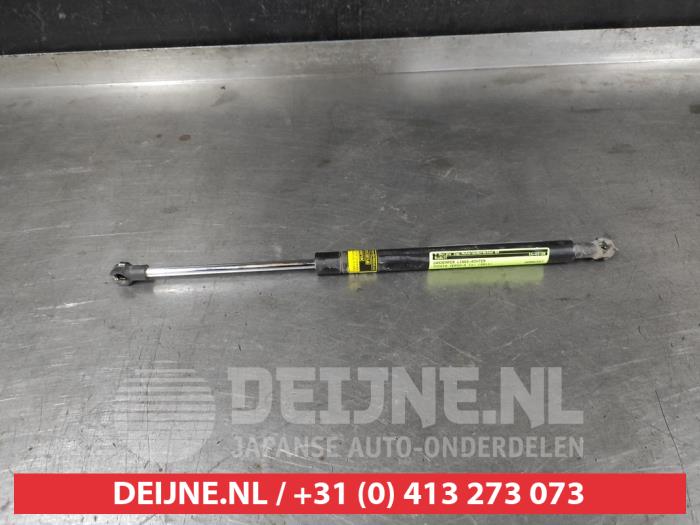 Toyota Verso-S Gasdemper links-achter O696750