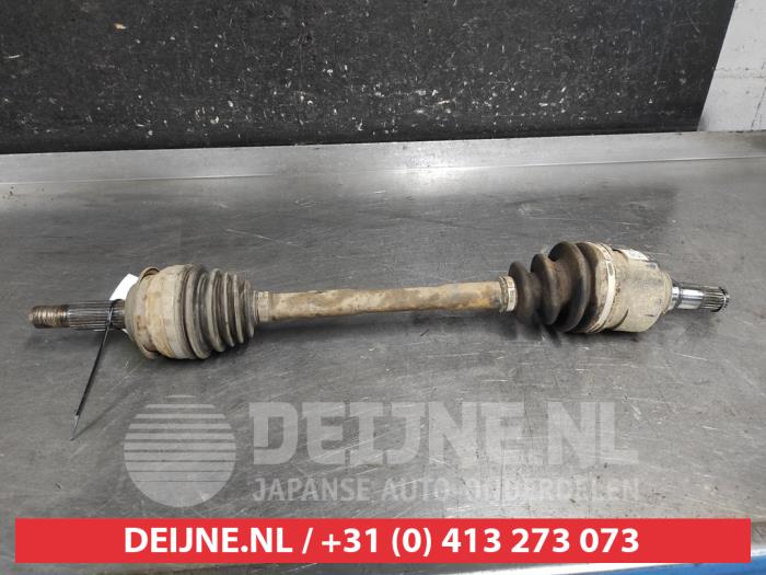 Toyota Verso-S Antriebswelle links vorne O696754