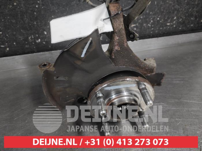 Hyundai I20 Achsschenkel links vorne O696946