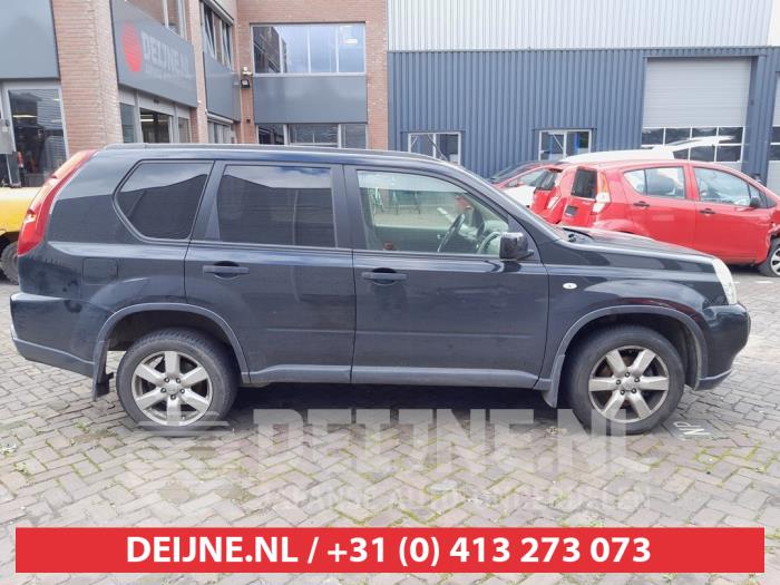 Nissan X-Trail Scherm rechts-voor O696904