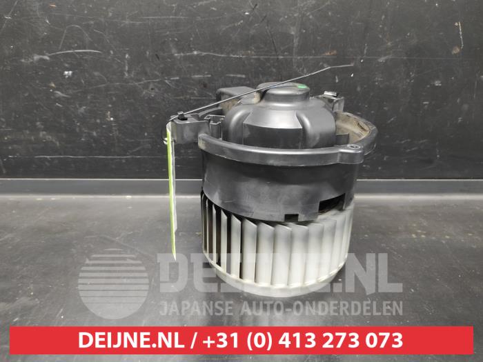 Mitsubishi Colt Kachel Ventilatiemotor O697124