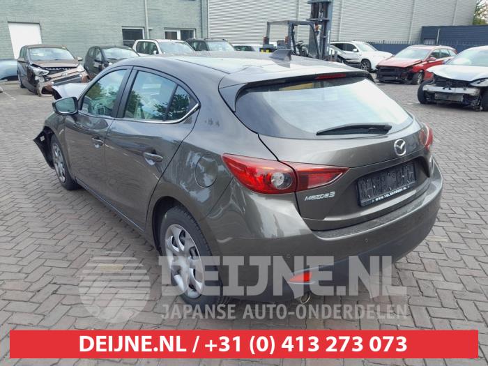 Mazda 3 Tailgate reflector, left O697112