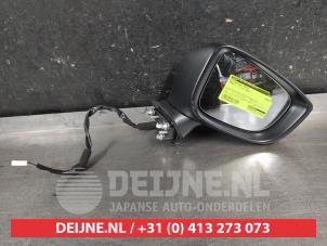 Gebruikte Spiegel Buiten rechts Mazda 3 (BM/BN) 2.0 SkyActiv-G 16V Prijs € 100,00 Margeregeling aangeboden door V.Deijne Jap.Auto-onderdelen BV