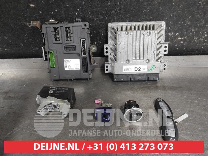 Nissan Qashqai Slotenset Cilinder (compleet) O697159