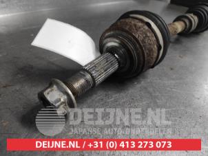 Nissan Qashqai Front drive shaft, left O697211 photo 2