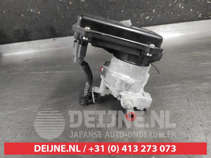 Mitsubishi Outlander Oliepomp O697365